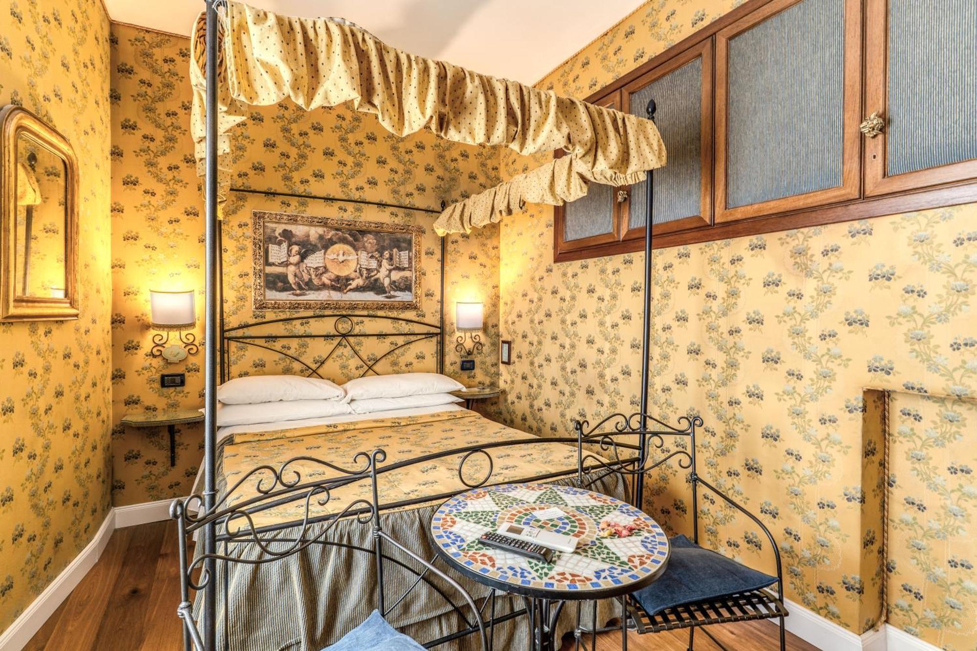 Residenza Ave Bed & Breakfast Roma